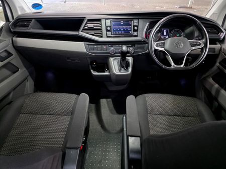 2024-Volkswagen-Kombi-T61-20-TDI-110kW-Auto-Trendline_21