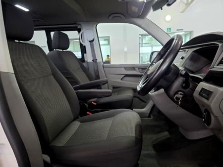 2024-Volkswagen-Kombi-T61-20-TDI-110kW-Auto-Trendline_26