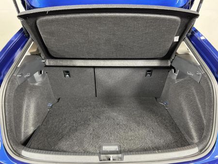 2025-Volkswagen-Taigo-10-TSI-Life-Auto_13