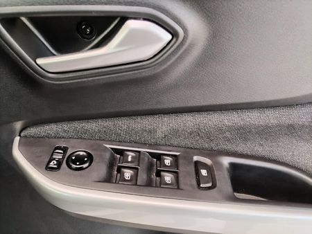 2021-Nissan-Magnite-10T-Acenta-Plus-Auto_21