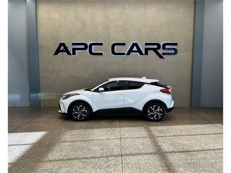 2020-Toyota-C-HR-12T-Plus_3