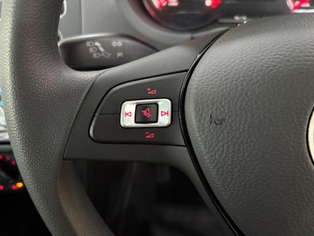 2026-Volkswagen-Polo-Vivo-14_7