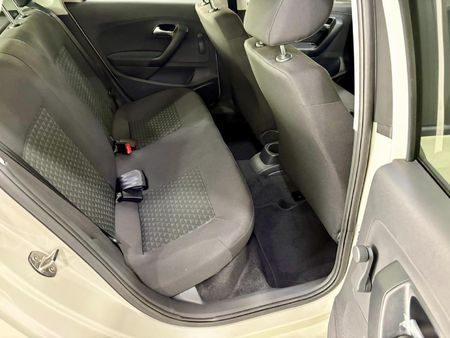 2026-Volkswagen-Polo-Vivo-14_12