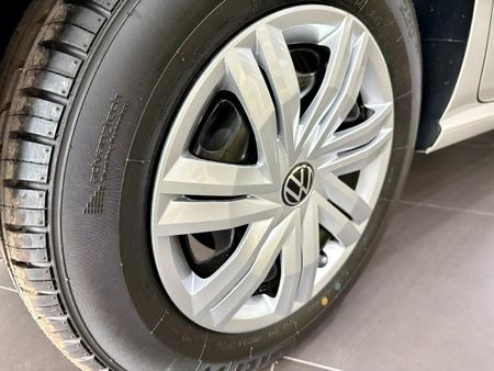 2026-Volkswagen-Polo-Vivo-14_13