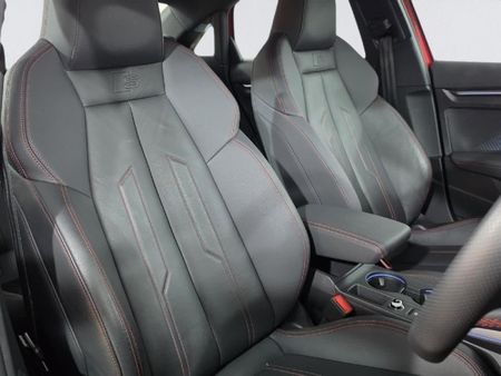 2025-Audi-A3-35-TFSI-S-Line-Auto_9