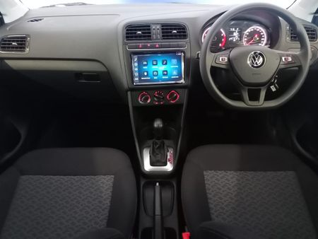 2026-Volkswagen-Polo-Vivo-16-Life_9