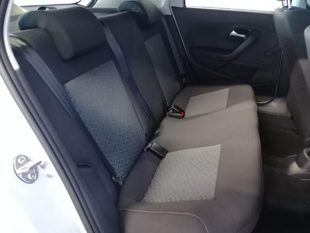 2026-Volkswagen-Polo-Vivo-16-Life_25