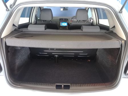 2026-Volkswagen-Polo-Vivo-16-Life_27