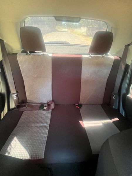 2014-Toyota-Etios-15-Xi-5-dr_10