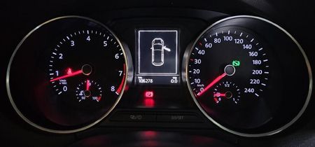 2016-Volkswagen-Polo-12-TSI-Highline-Auto-81kW_11