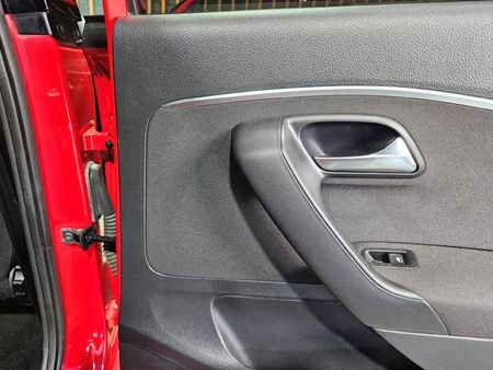 2016-Volkswagen-Polo-12-TSI-Highline-Auto-81kW_20