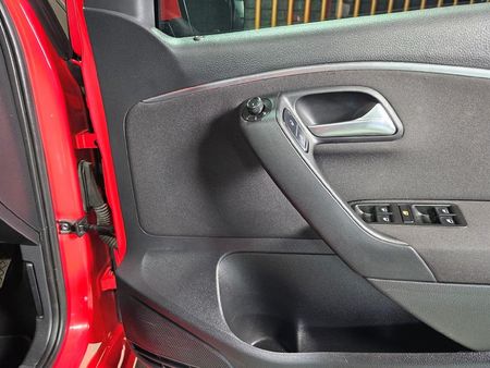 2016-Volkswagen-Polo-12-TSI-Highline-Auto-81kW_7