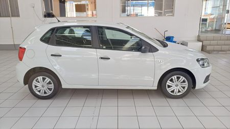 2024-Volkswagen-Polo-Vivo-14-Trendline-5-dr_9