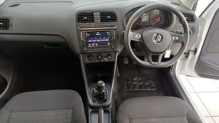 2024-Volkswagen-Polo-Vivo-14-Trendline-5-dr_12