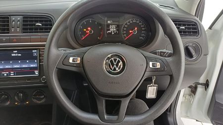 2024-Volkswagen-Polo-Vivo-14-Trendline-5-dr_14