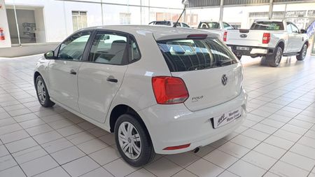 2024-Volkswagen-Polo-Vivo-14-Trendline-5-dr_5