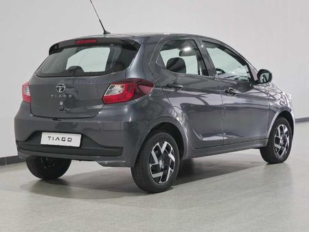 2026-TATA-Tiago-12-XM_5