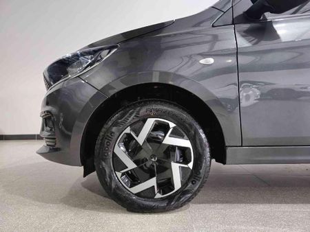2026-TATA-Tiago-12-XM_6