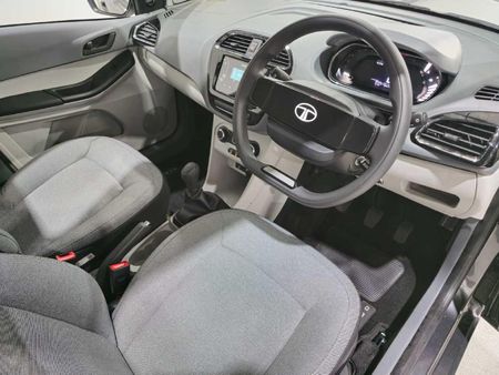 2026-TATA-Tiago-12-XM_7