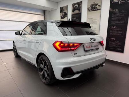 2025-Audi-A1-Sportback-30-TFSI-Black-Edition-S-Tronic_4
