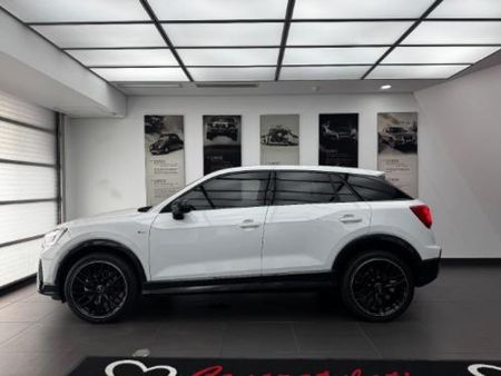 2026-Audi-Q2-35TFSI-Black-Edition_5