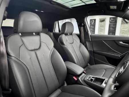 2026-Audi-Q2-35TFSI-Black-Edition_7