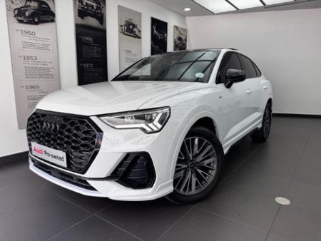 2026-Audi-Q3-Sportback-Black-Edition-35-TFSI_0