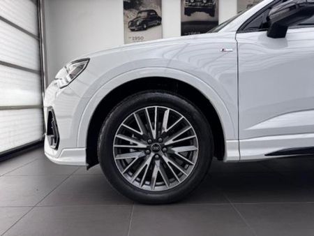 2026-Audi-Q3-Sportback-Black-Edition-35-TFSI_1