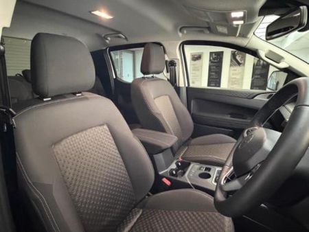 2025-Volkswagen-Amarok-20-TDI-125kW-Life-Auto-Double-Cab_7