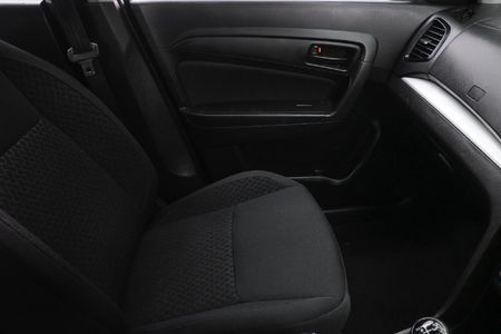 2022-Suzuki-Vitara-Brezza-15-GL_10