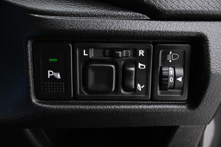 2022-Suzuki-Vitara-Brezza-15-GL_19