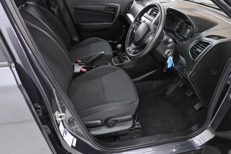 2022-Suzuki-Vitara-Brezza-15-GL_5