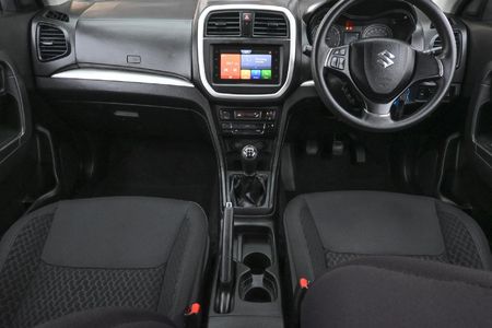 2022-Suzuki-Vitara-Brezza-15-GL_7