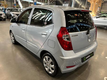 2012-Hyundai-i10-125-GLS-Fluid_4