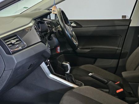 2023-Volkswagen-Polo-10-TSI-Life-Auto-DSG_21