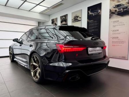 2026-Audi-RS6-Avant-Performance-Auto_7
