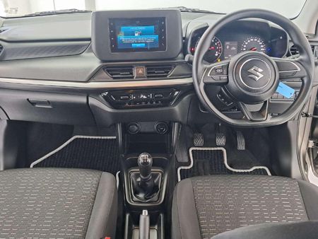 2026-Suzuki-Swift-12-GL_5