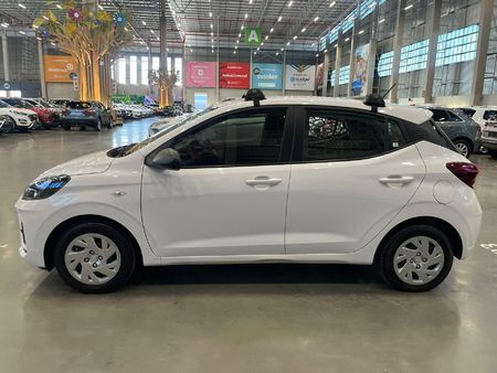 2024-Hyundai-Grand-i10-10-Motion-Cargo-panel-van_3