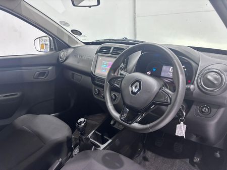2024-Renault-Kwid-10-Techno_9