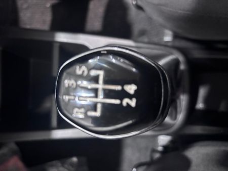 2024-Renault-Kwid-10-Techno_14