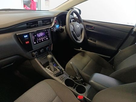2024-Toyota-Corolla-Quest-18-Auto_6