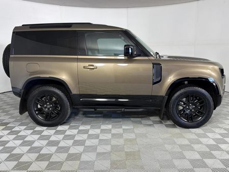 2021-Land-Rover-Defender-90-D300-HSE-X-Dynamic_17