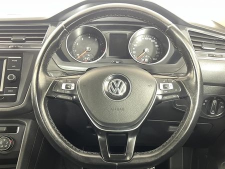 2021-Volkswagen-Tiguan-Allspace-14-TSI-Trendline-Auto-110kW_11