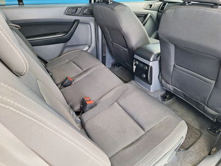 2017-Ford-Everest-22-TDCi-XLS-4x4_9