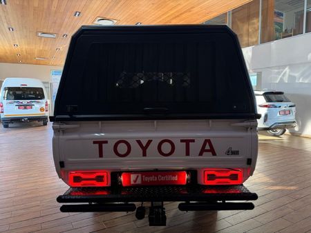 2025-Toyota-Land-Cruiser-79-28-GD-6-Auto-Double-Cab_7