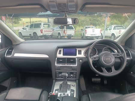2013-Audi-Q7-42-TDI-V8-quattro-Auto_9