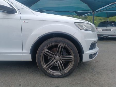 2013-Audi-Q7-42-TDI-V8-quattro-Auto_7