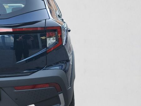 2026-Mahindra-XUV-3XO-12T-AX5-Auto_11