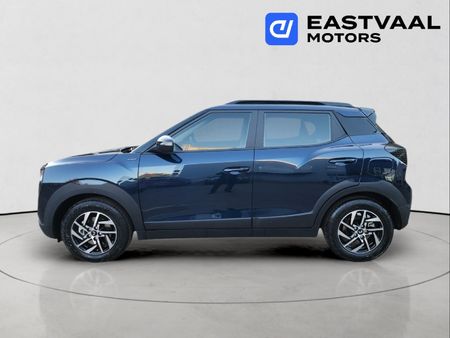 2026-Mahindra-XUV-3XO-12T-AX5-Auto_3