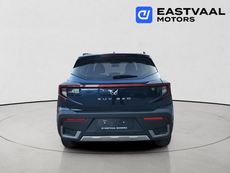 2026-Mahindra-XUV-3XO-12T-AX5-Auto_5